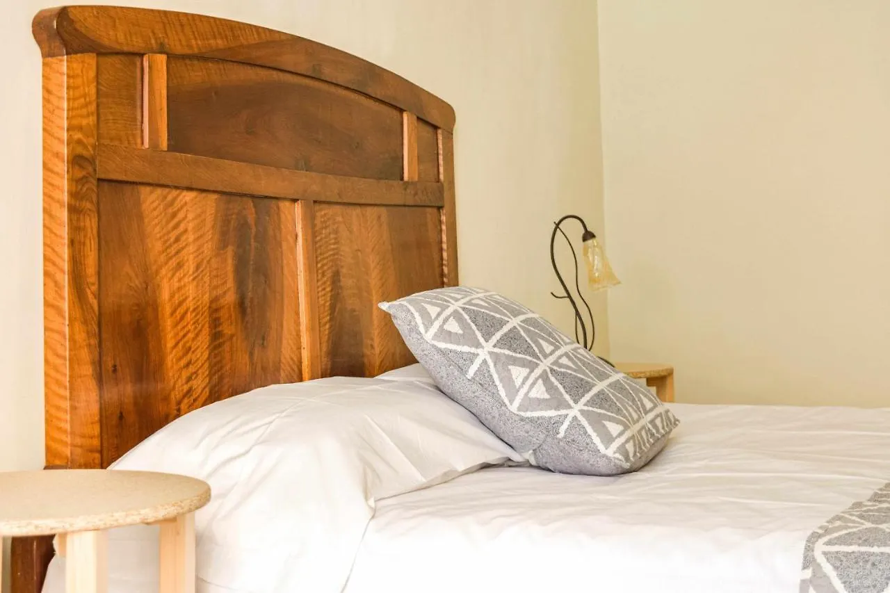 Can Janot Casa con jardín cerca del lago Banyoles hasta 10 personas 0*,  España