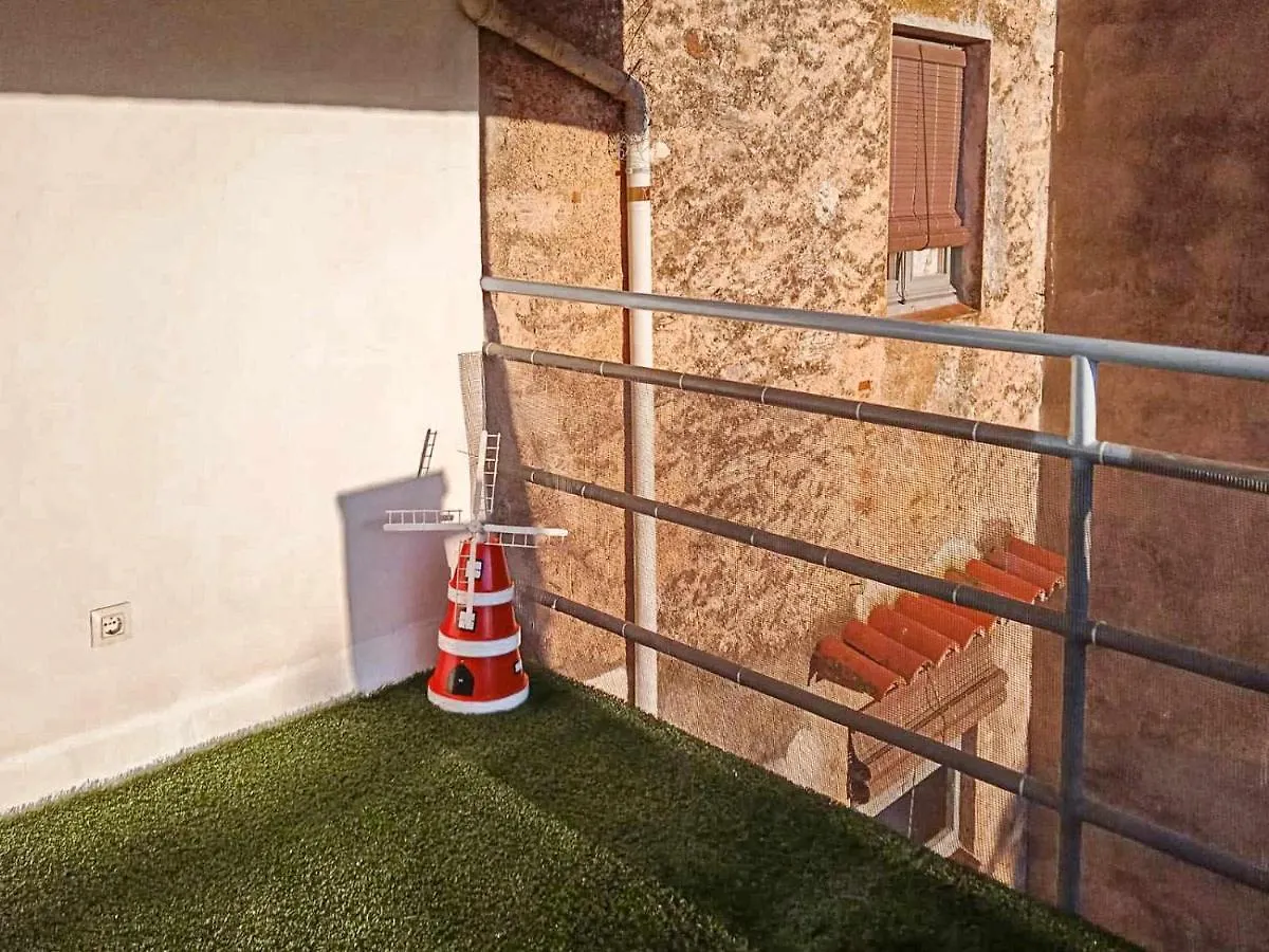 Can Janot Casa con jardín cerca del lago Banyoles hasta 10 personas 0*,